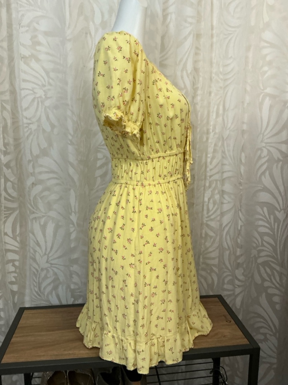 one clothing Yellow Floral Tie-Front Mini Sun Dress Juniors Large/ Adult Small - Picture 5 of 9